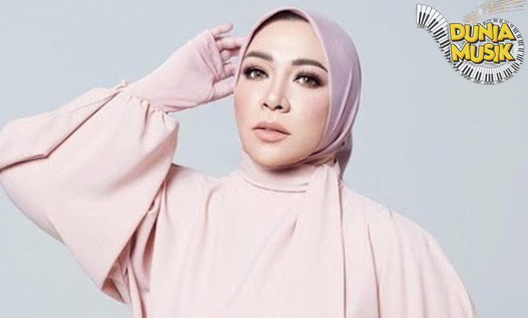 Transformasi Gaya dan Musik Melly Goeslaw dari Masa ke Masa!