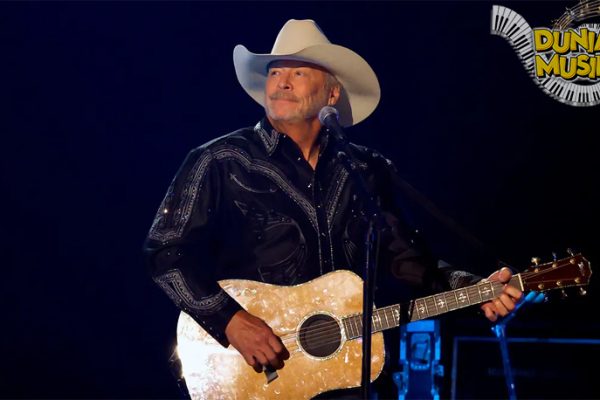 Bukan Sekadar Penyanyi Alan Jackson Adalah Legenda Hidup