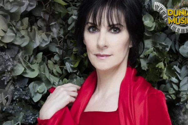 Suara Hening Enya yang Bikin Dunia Diam Mendengarkan!