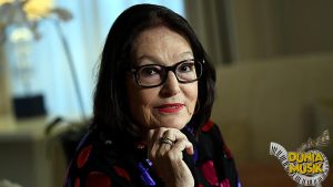Nana Mouskouri Diva Dunia dengan Ribuan Lagu dalam Hati!