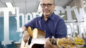 Melodi dan Kisah Ebiet G. Ade, Legenda Musik Indonesia!