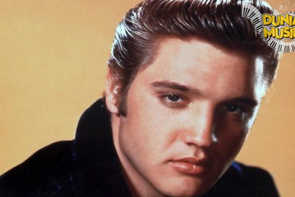 Elvis Presley Ikon Musik yang Tetap Hidup di Setiap Nada!