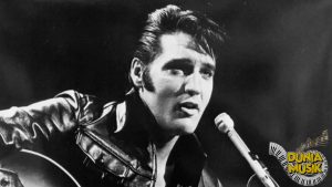 Elvis Presley Ikon Musik yang Tetap Hidup di Setiap Nada!