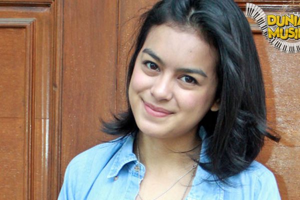 Eva Celia Warisan Talenta dan Gairah Bermusik yang Otentik Eva Celia Warisan Talenta dan Gairah Bermusik yang Otentik