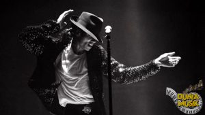 Michael Jackson Sosok Fenomenal di Balik Sepatu Moonwalk!