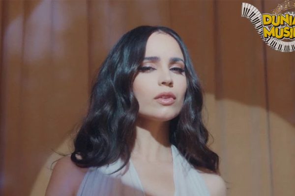 Sofia Carson Penyanyi Multitalenta yang Selalu Memikat! Sofia Carson Penyanyi Multitalenta yang Selalu Memikat!