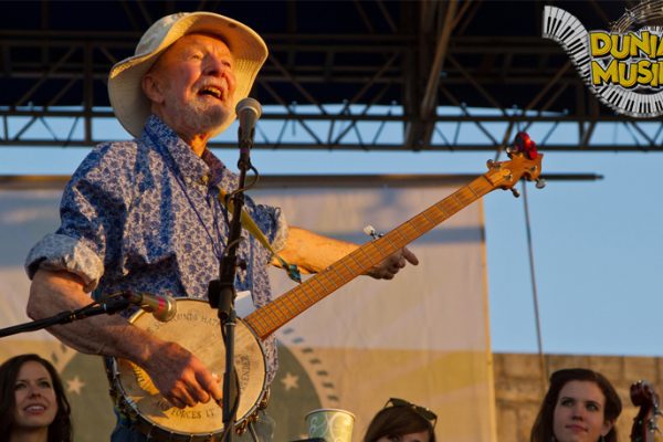 Pete Seeger 3 Sang Maestro Folk yang Tetap Membekas