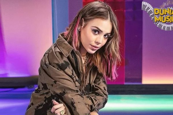 Danna Paola 25 Idola Generasi Z yang Tantangan