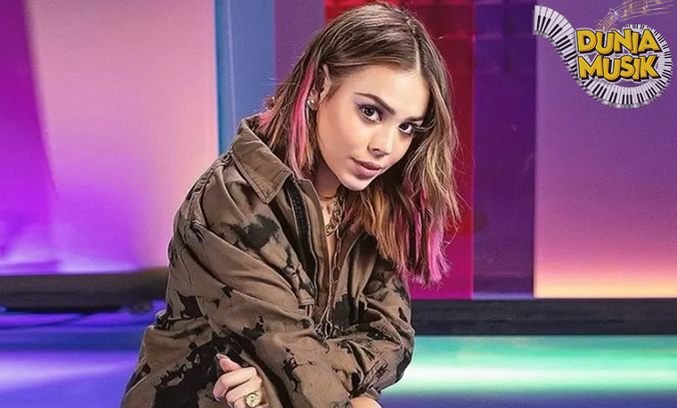 Danna Paola 25 Idola Generasi Z yang Tantangan